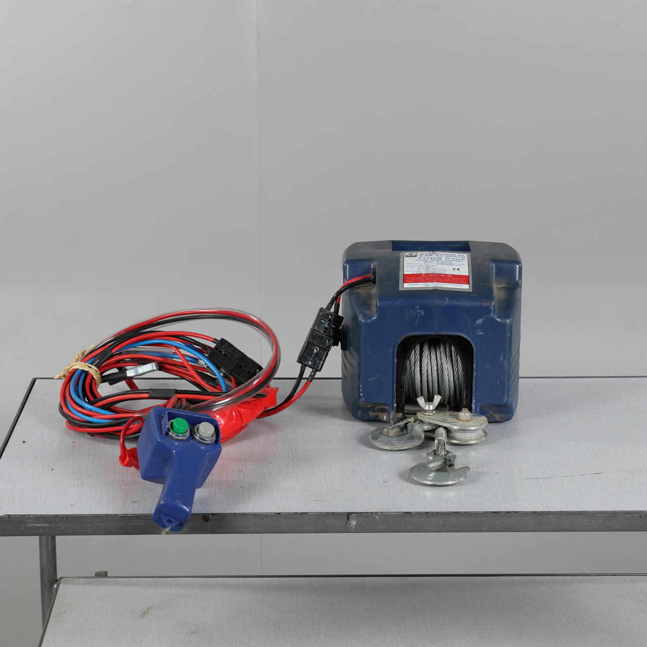 KANNETTAVA VINSSI, SF-U0701.