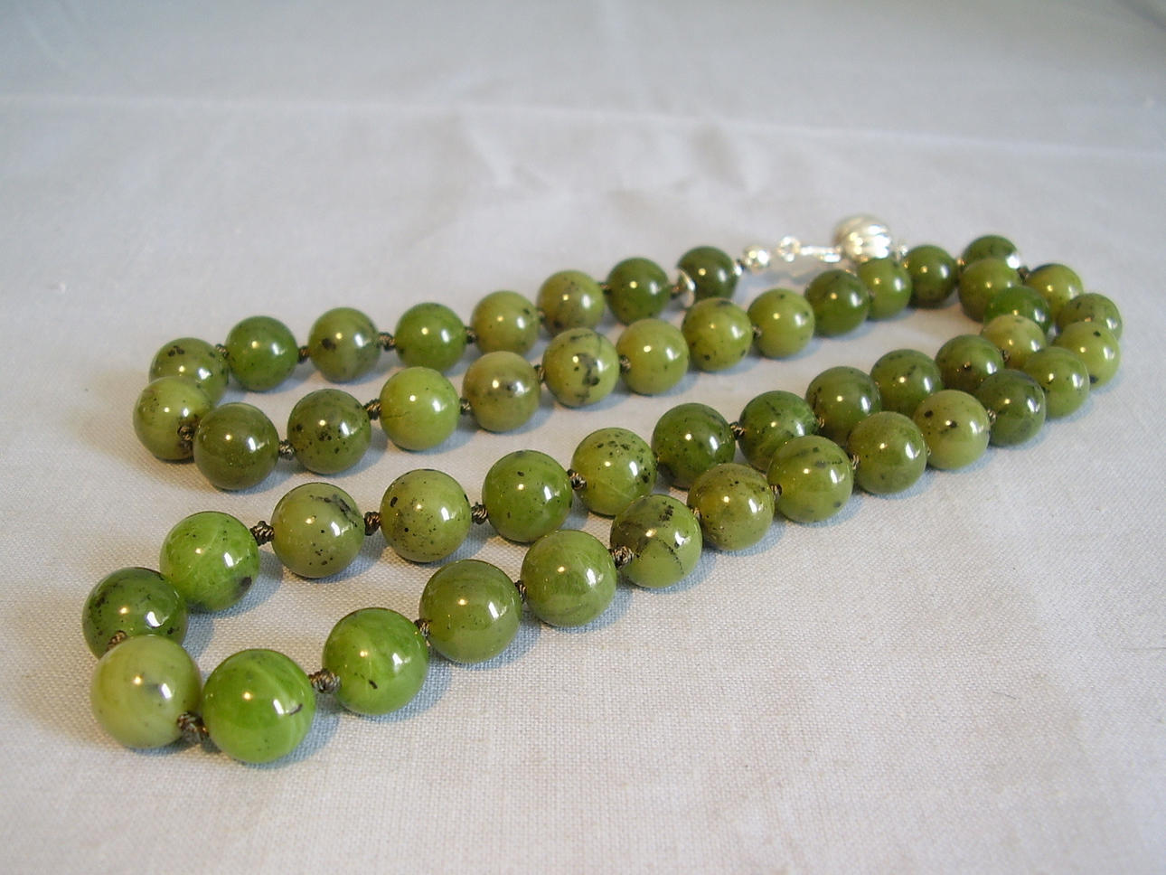 JADE KETTE KANADA 345 ct.