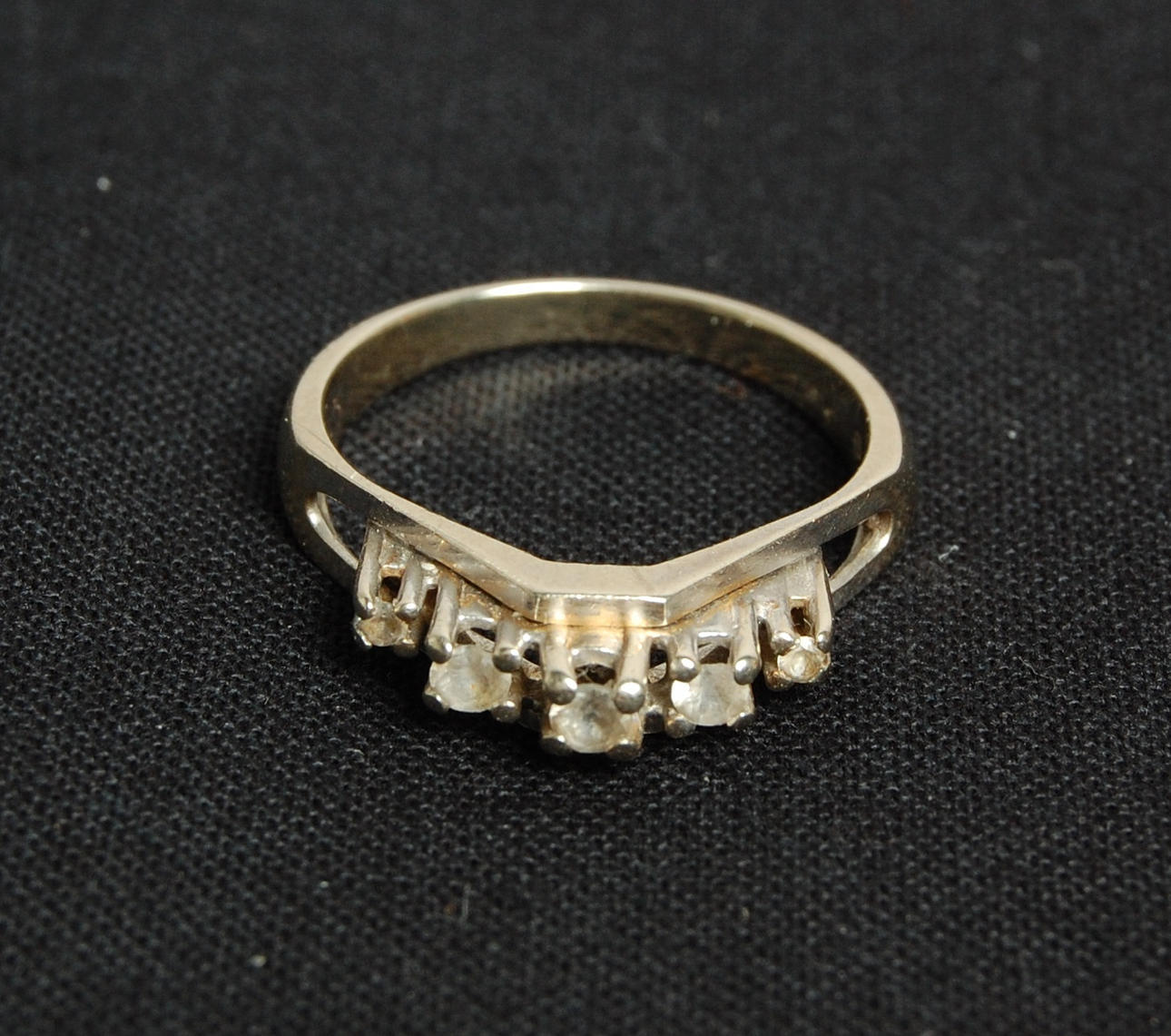 RING, 18 K, vitguld.