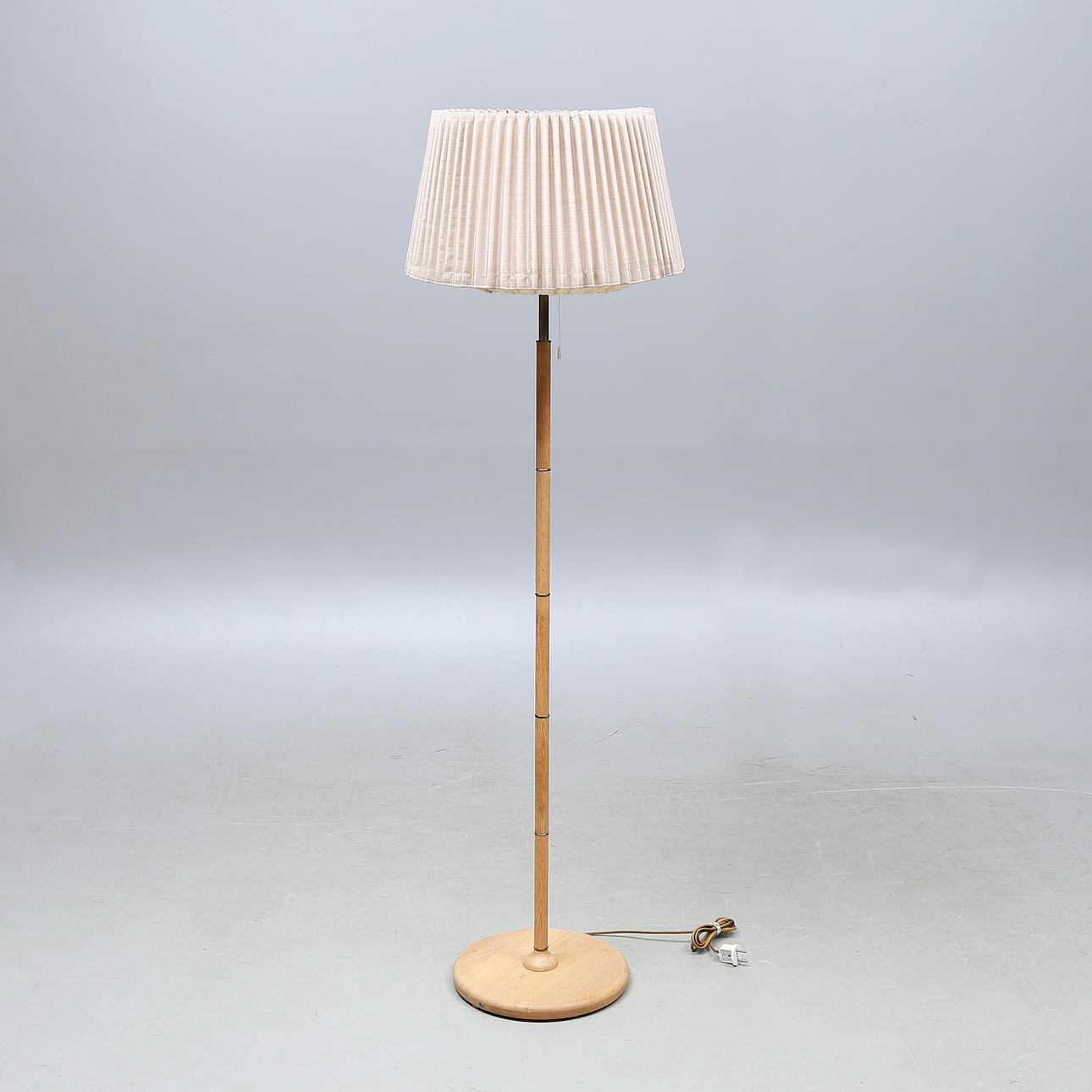 FLOOR LAMP, Labeled STA, mid-20th century.