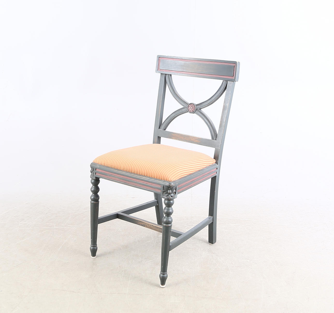 STOL,gustaviansk stil,ca 2000.