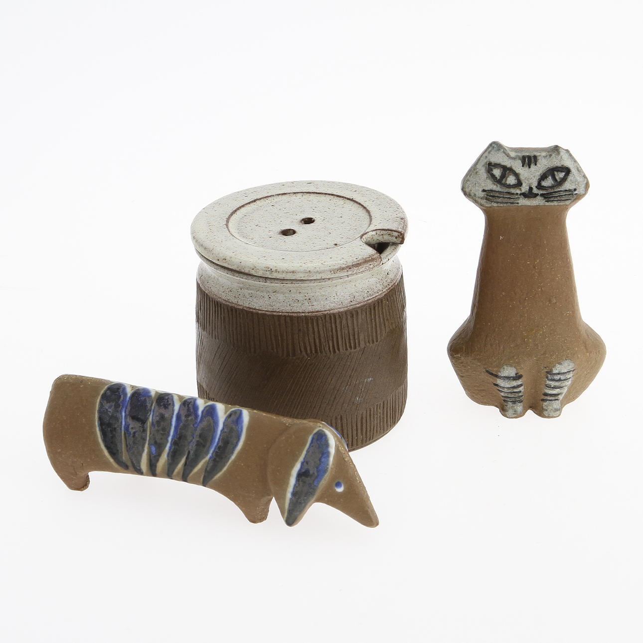 FIGURINER, 2st, samt SYLTBURK, Lisa Larsson samt Signe Persson-Melin.