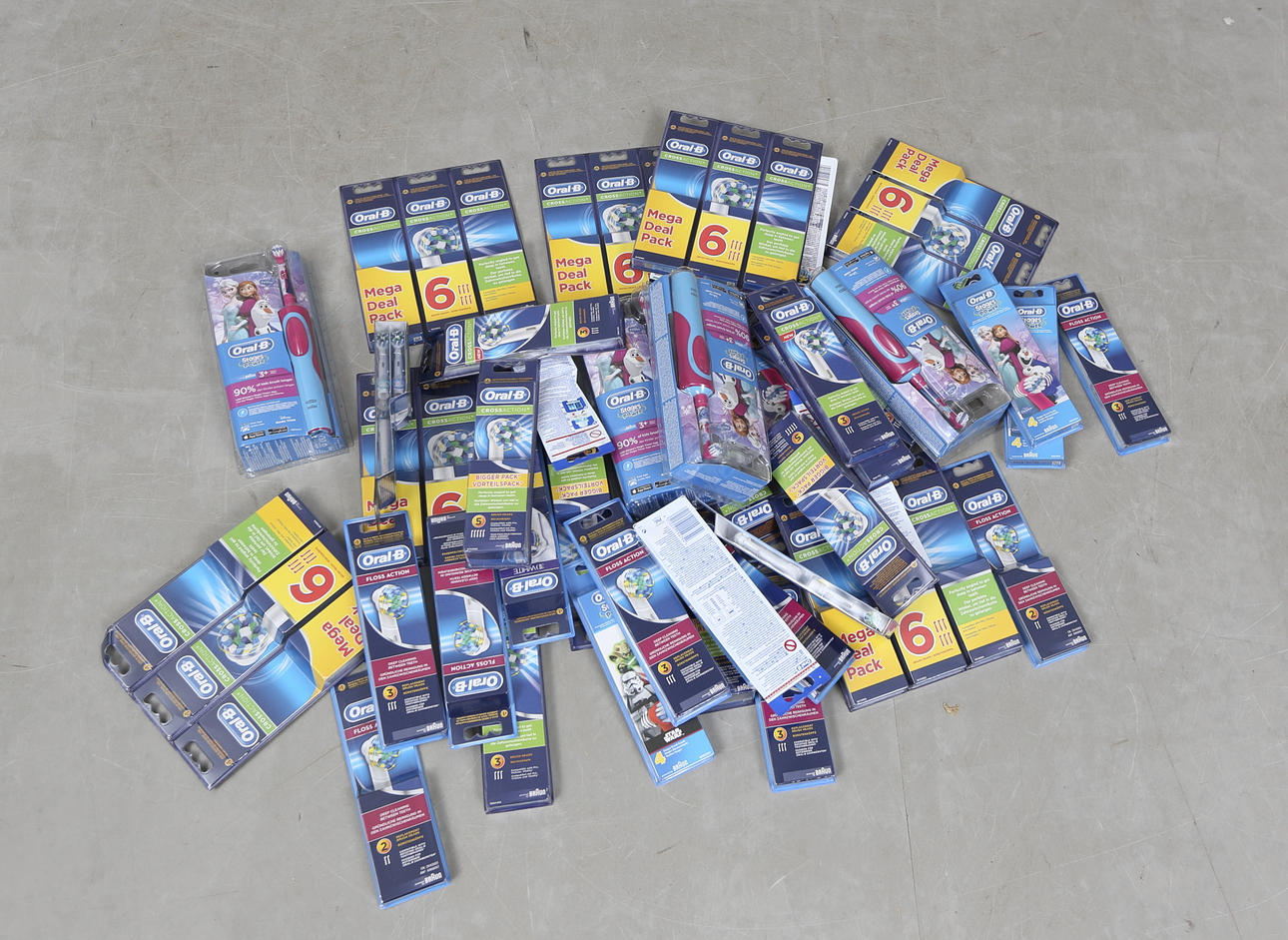 TANBORSTAR, parti, Oral-B.