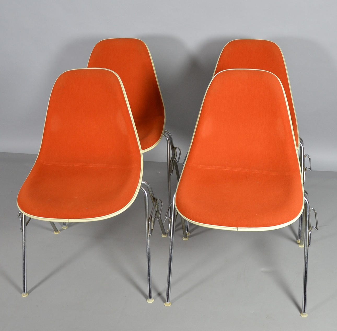 CHARLES & RAY EAMES. 4 DSS STACKING CHAIRS.