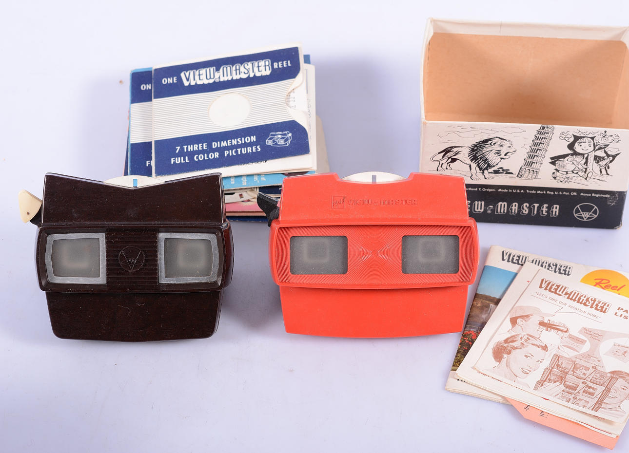 VIEW-MASTER 2 st samt diverse bildskivor.