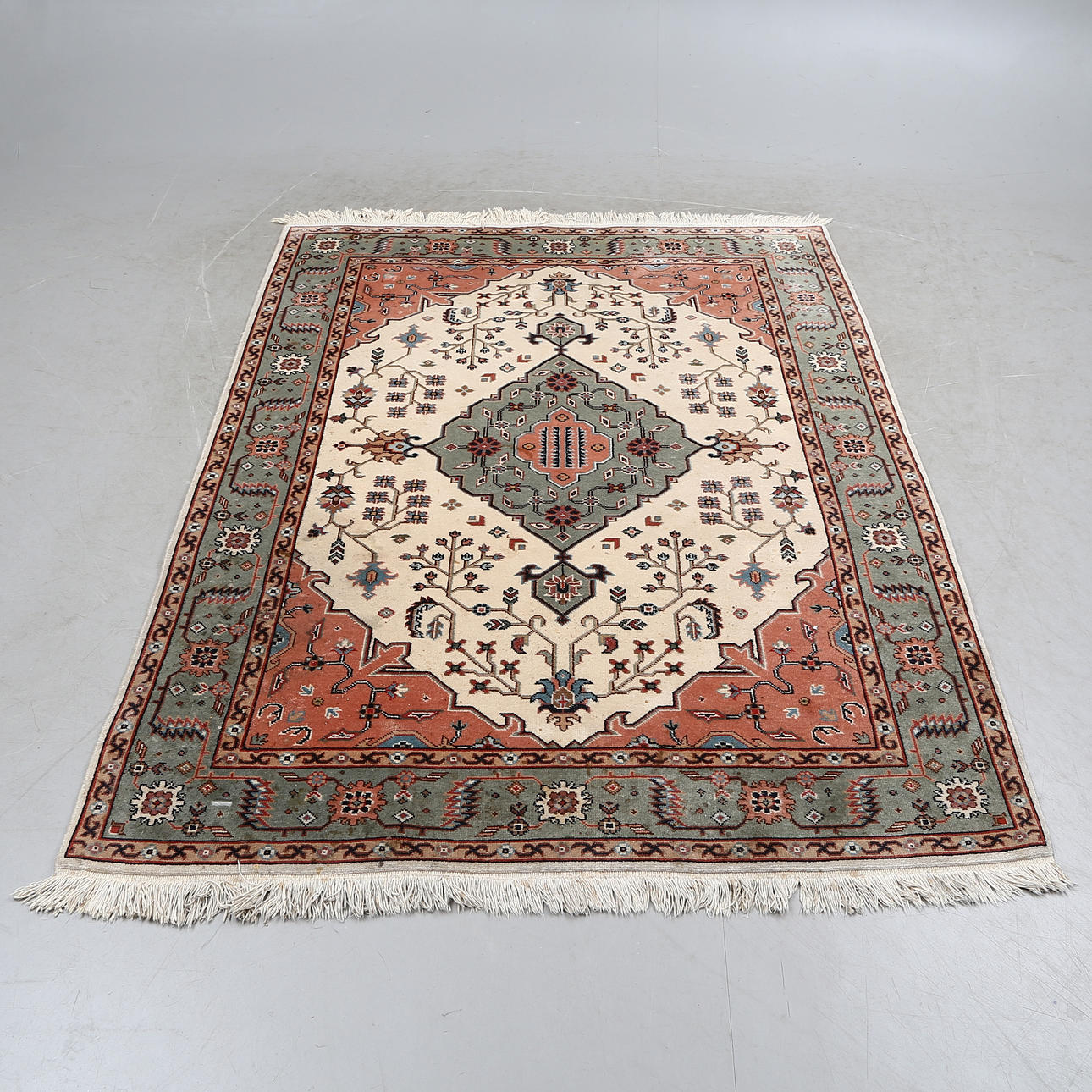 MATTA, 196 x 143 cm.