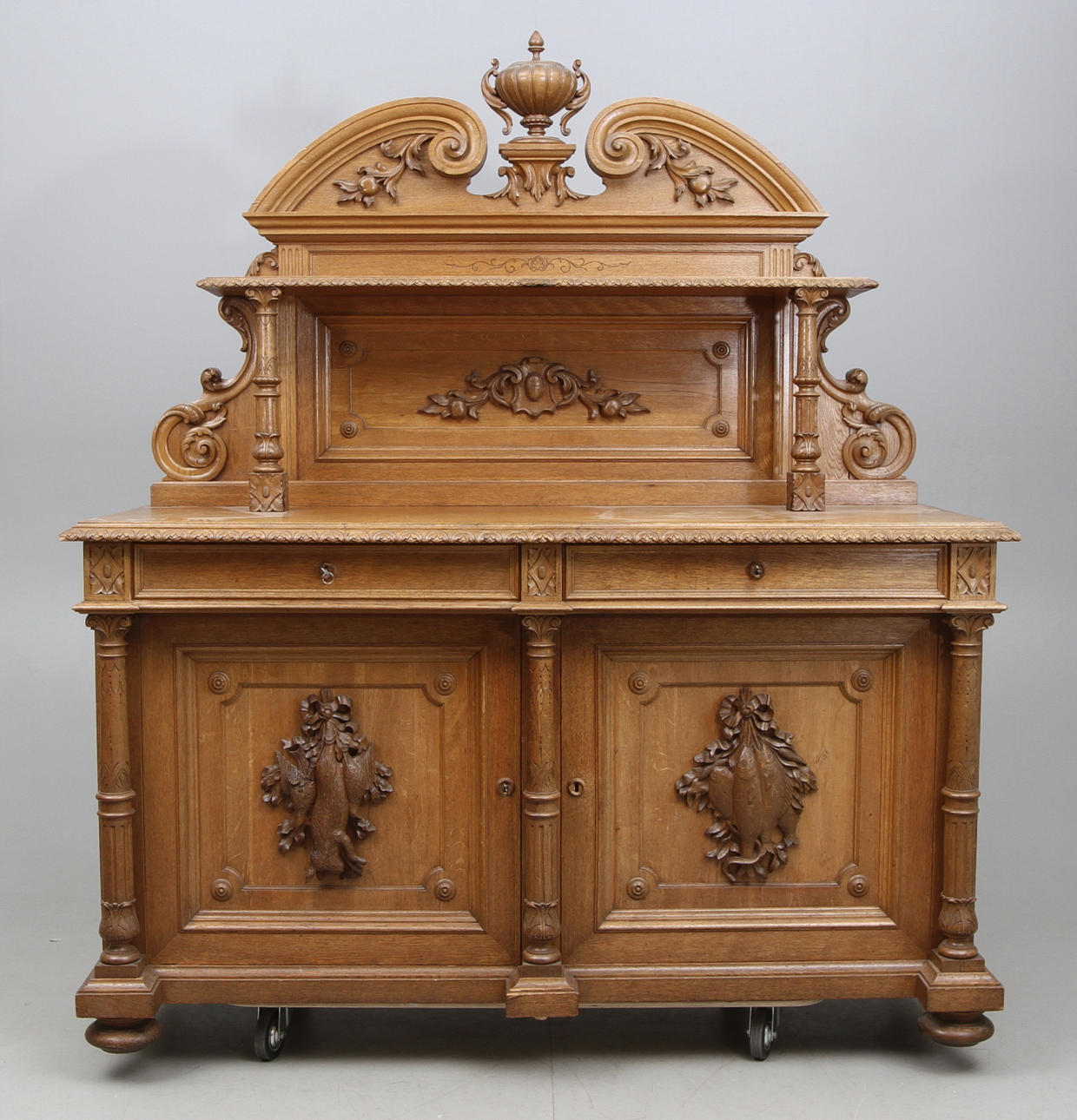 BUFFÉ. sent 1800-tal.