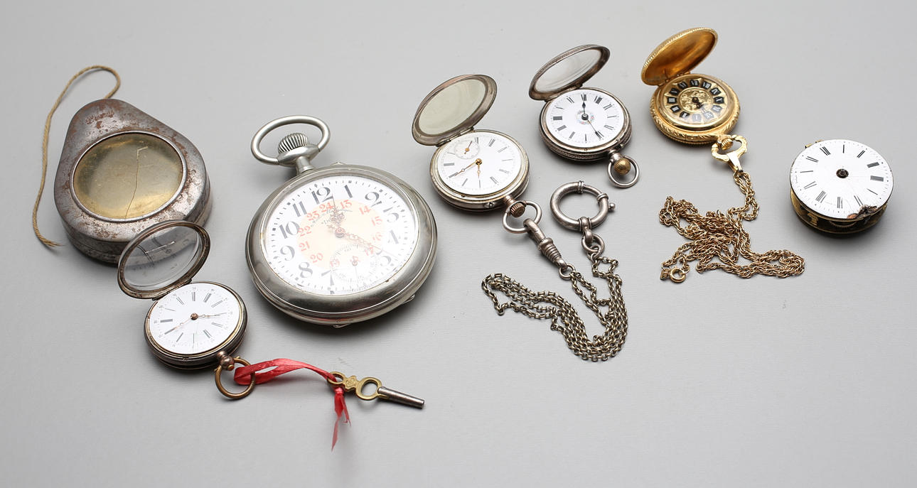 FICKUR, 6 st, bla Doxa, samt FICKURSASK, Primus.