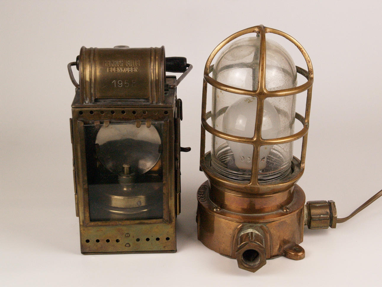 SCHIFFSLATERNE und PETROLEUMLAMPE.