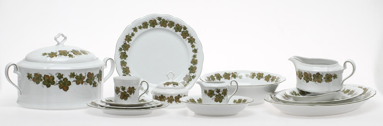 SERVISDELAR, ca 100 st, porslin, Seltmann, Wieden Bavaria, W. Germany, 1900-tal.