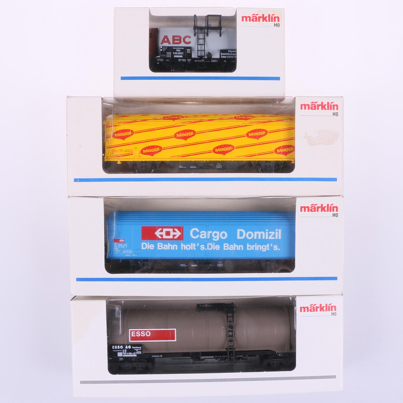 GOODS WAGONS, 4 pcs. Märklin.