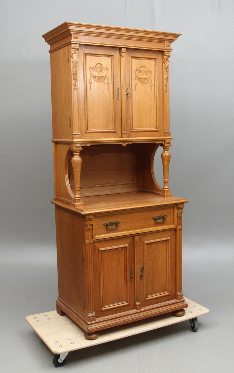 SCHRÄNKE, Eiche, Renaissance, Ende 19. Jahrhundert.
