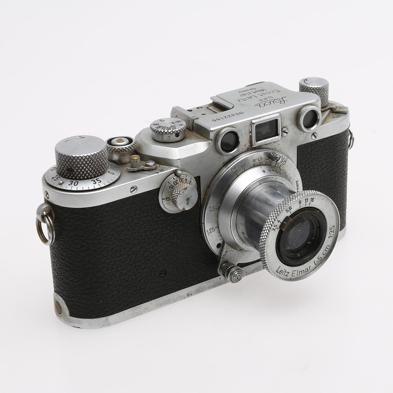 CÁMARA CON ÓPTICA, Leica III, 1938.