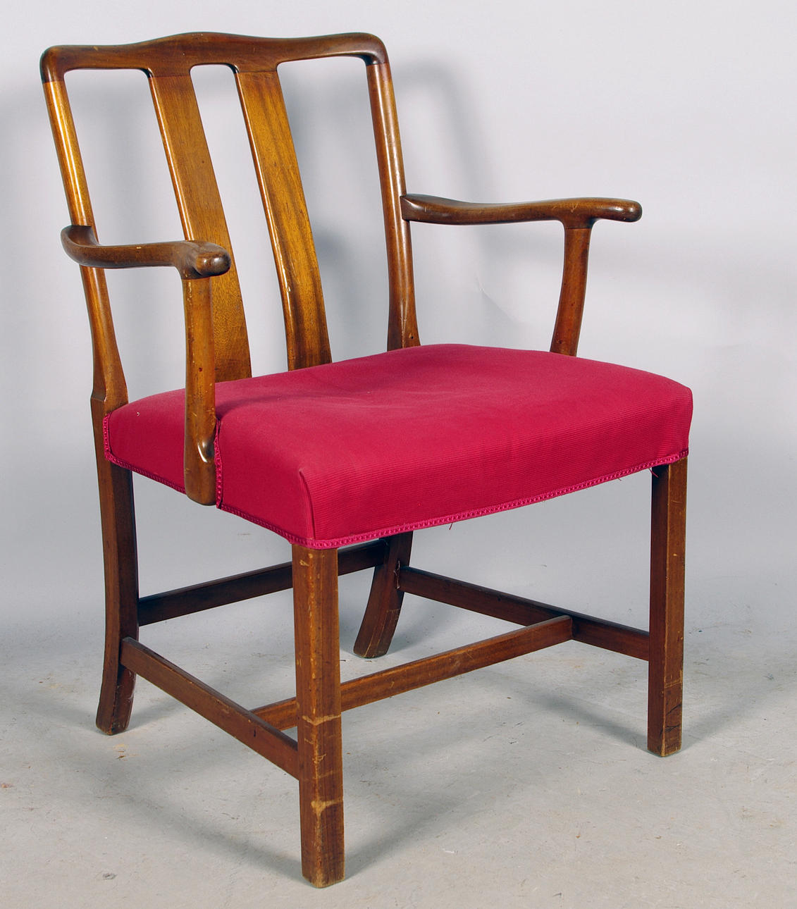 KARMSTOL, Ole Wanscher för Fritz Hansen.