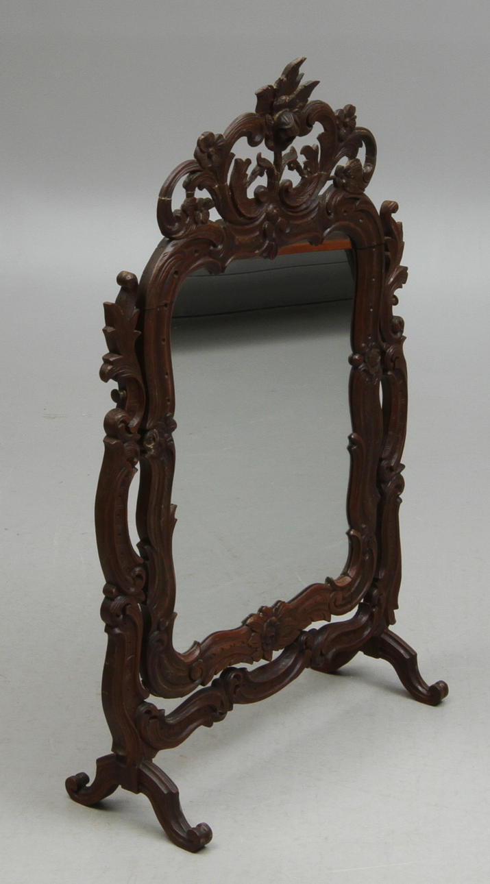 BYRÅSPEGEL, 1800-talets slut.