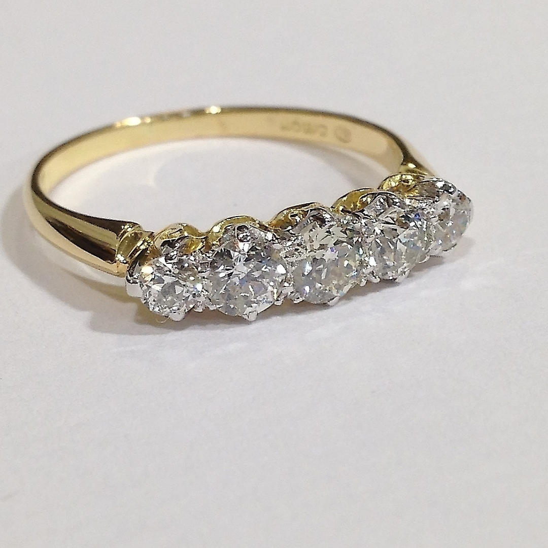 5 STEN DIAMOND GULDRING.