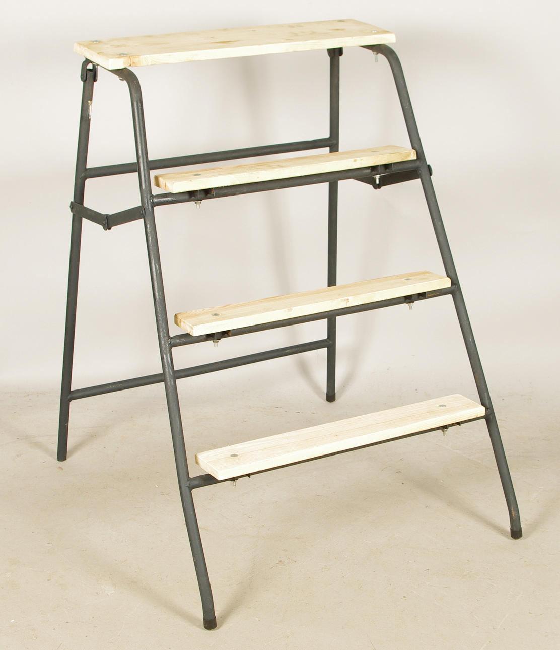 MÅLARSTEGE, metall/trä.