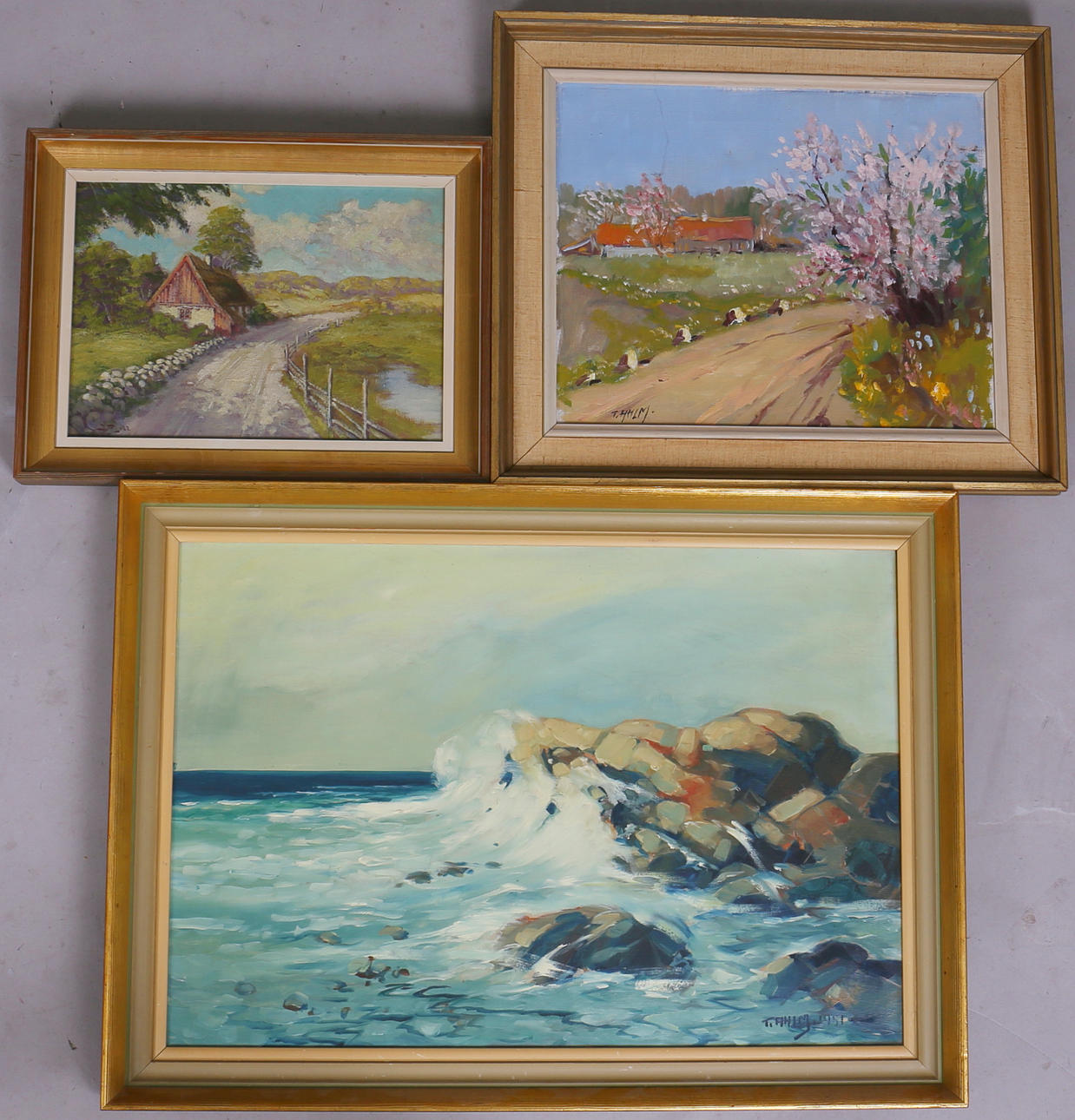 PARTI KONST (3). Olika motiv. Oljor på dukar. Signerade.