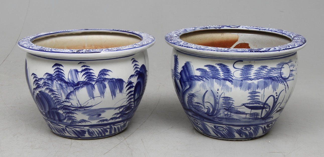 YTTERKRUKOR, 2 st, orientaliska.