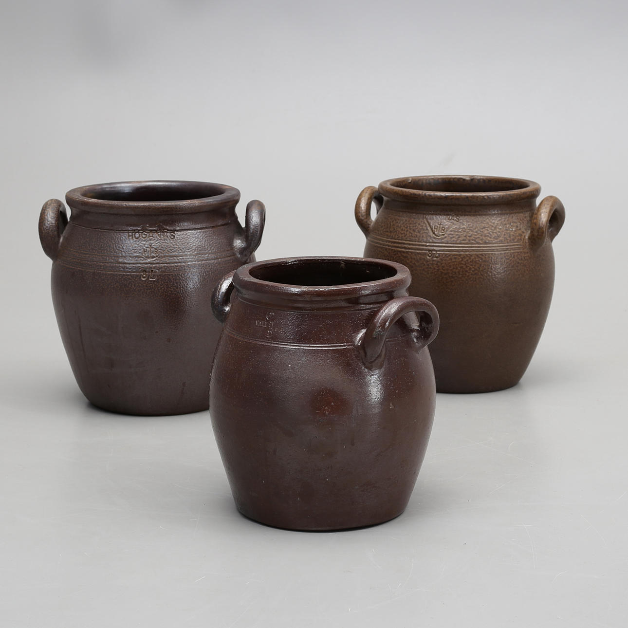 KRUS, 3 st, stengods, Vallåkra, Höganäs.