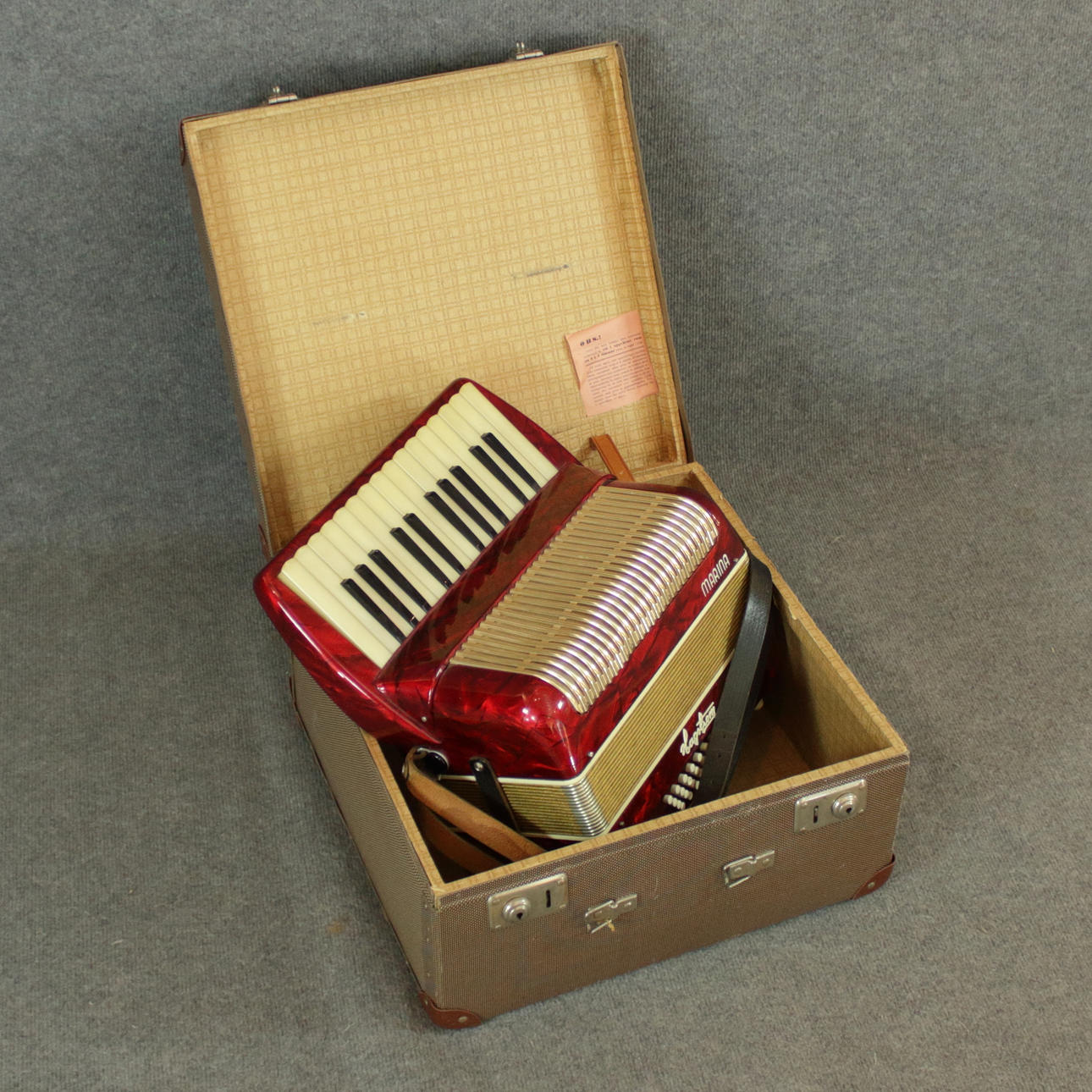 DRAGSPEL, Hagström modell "Marina".