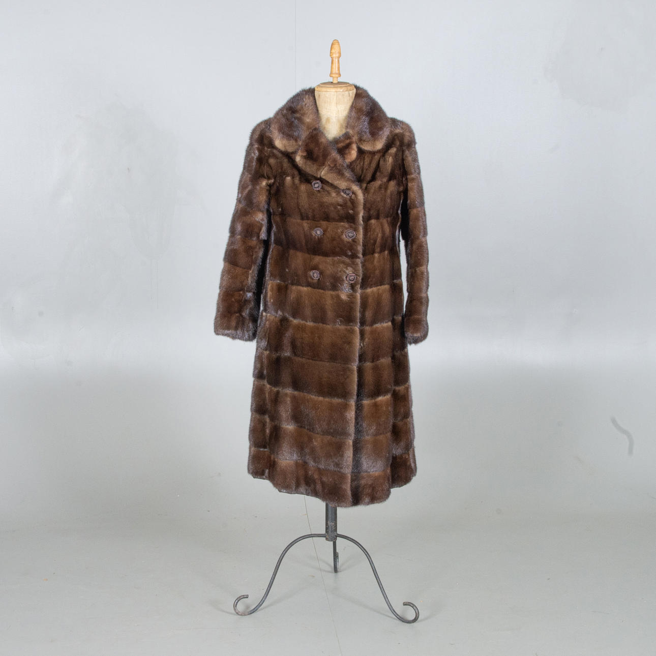 FUR, mink, Oscar Olsson Lund.
