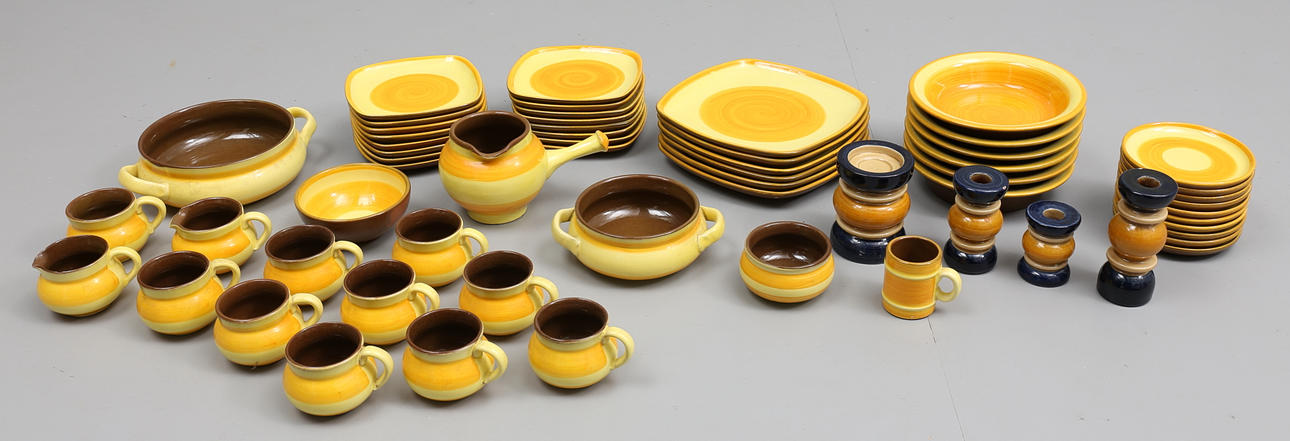 SERVIS, keramik, Gabriel, Sol-i-den, 59 delar, Kjell Blomberg, 1900-talets andra hälft.