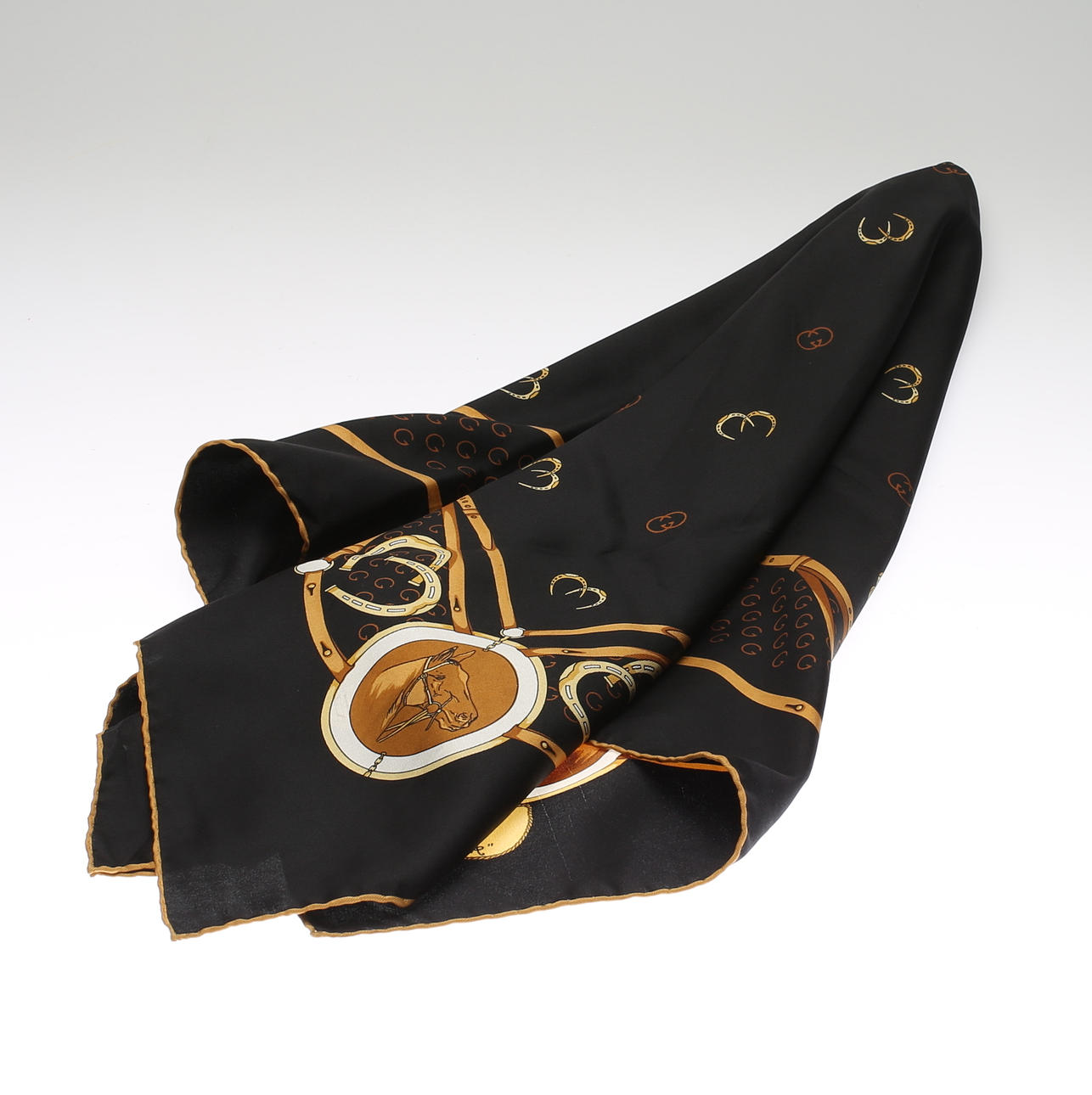 SCARF, siden, Gucci.