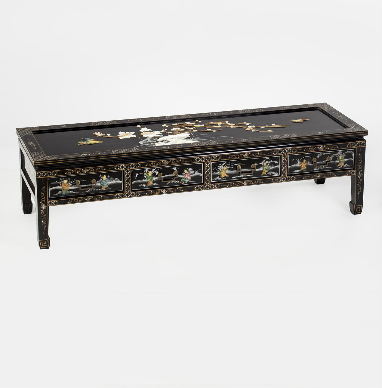 Chinesischer Couchtisch, Mitte des 20. Jahrhunderts.