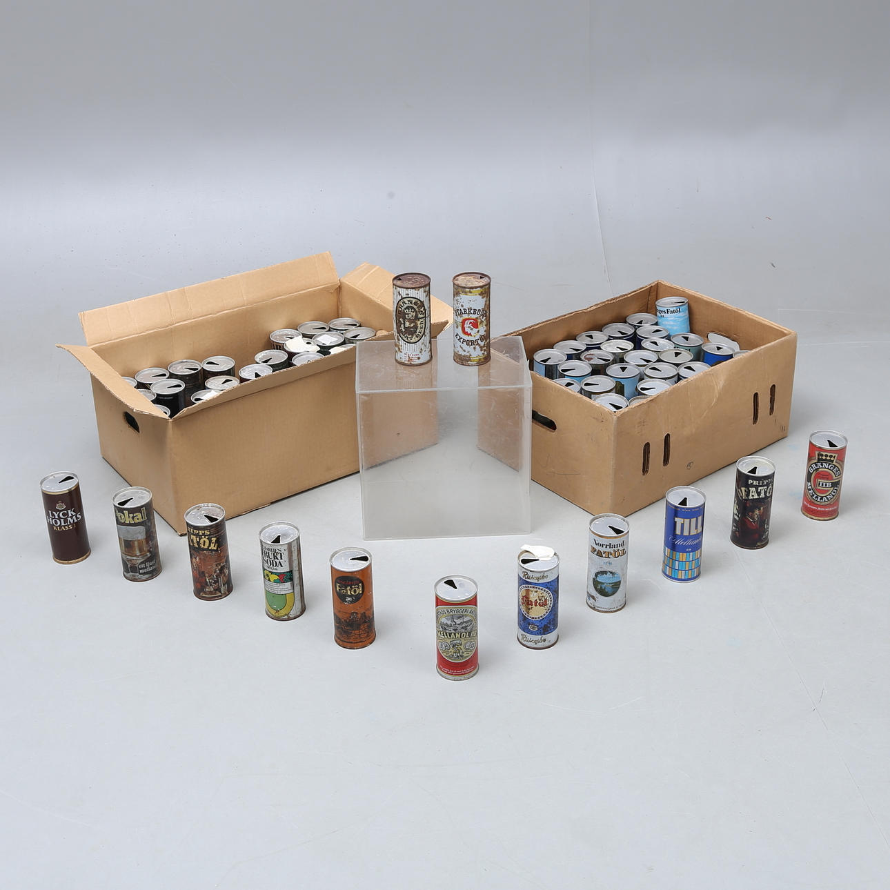 SAMLING AF ØLDANSER, 83 stk, inklusive Gränges flad top.