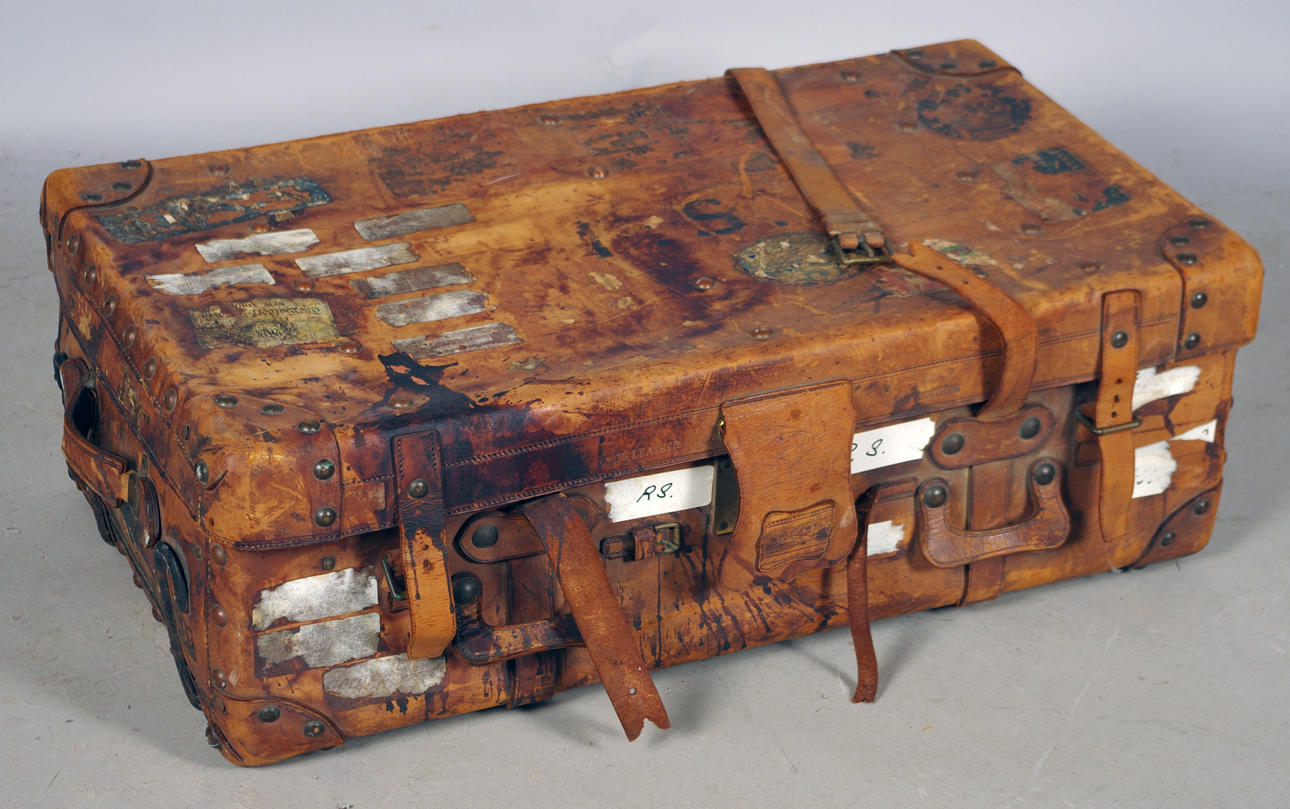 KOFFERT, läder, tidigt 1900-tal.