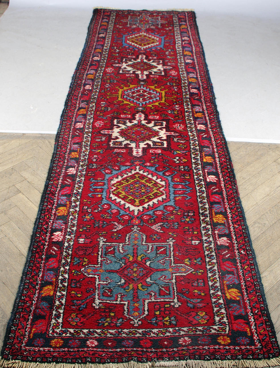 ORIENTMATTA, galleri, 335 x 94 cm.