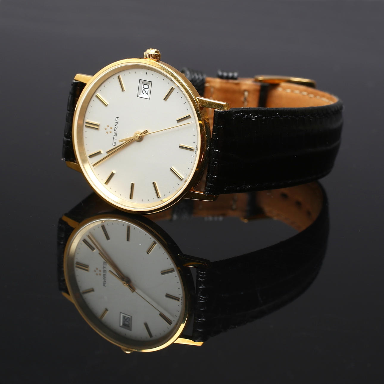 WRIST WATCH, Eterna, quartz, 18K gold, 2000s.