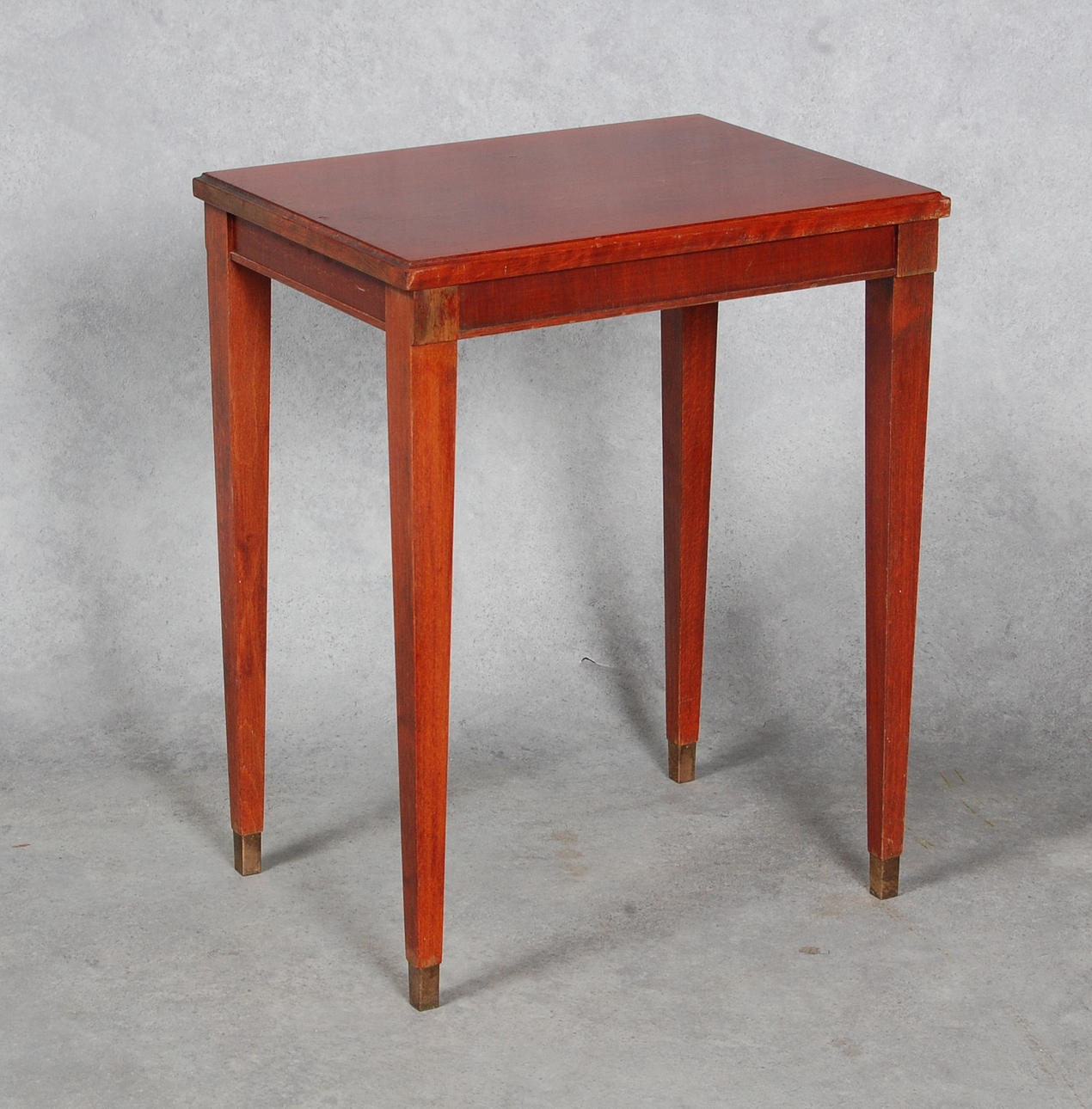 BORD, engelsk stil, 1900-tal.