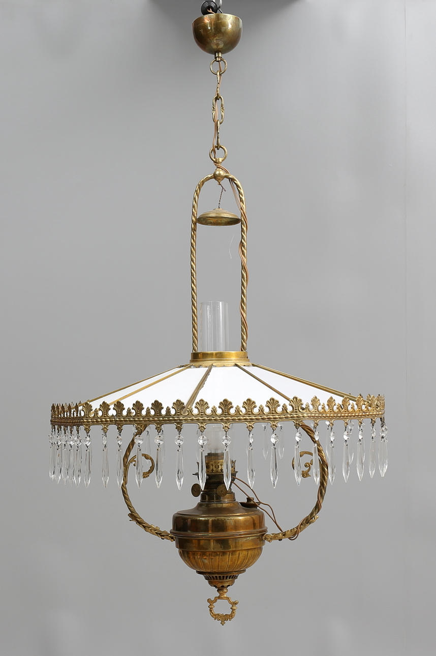 TAKFOTOGENLAMPA, med mjölkvitt glastak, tidigt 1900-tal.