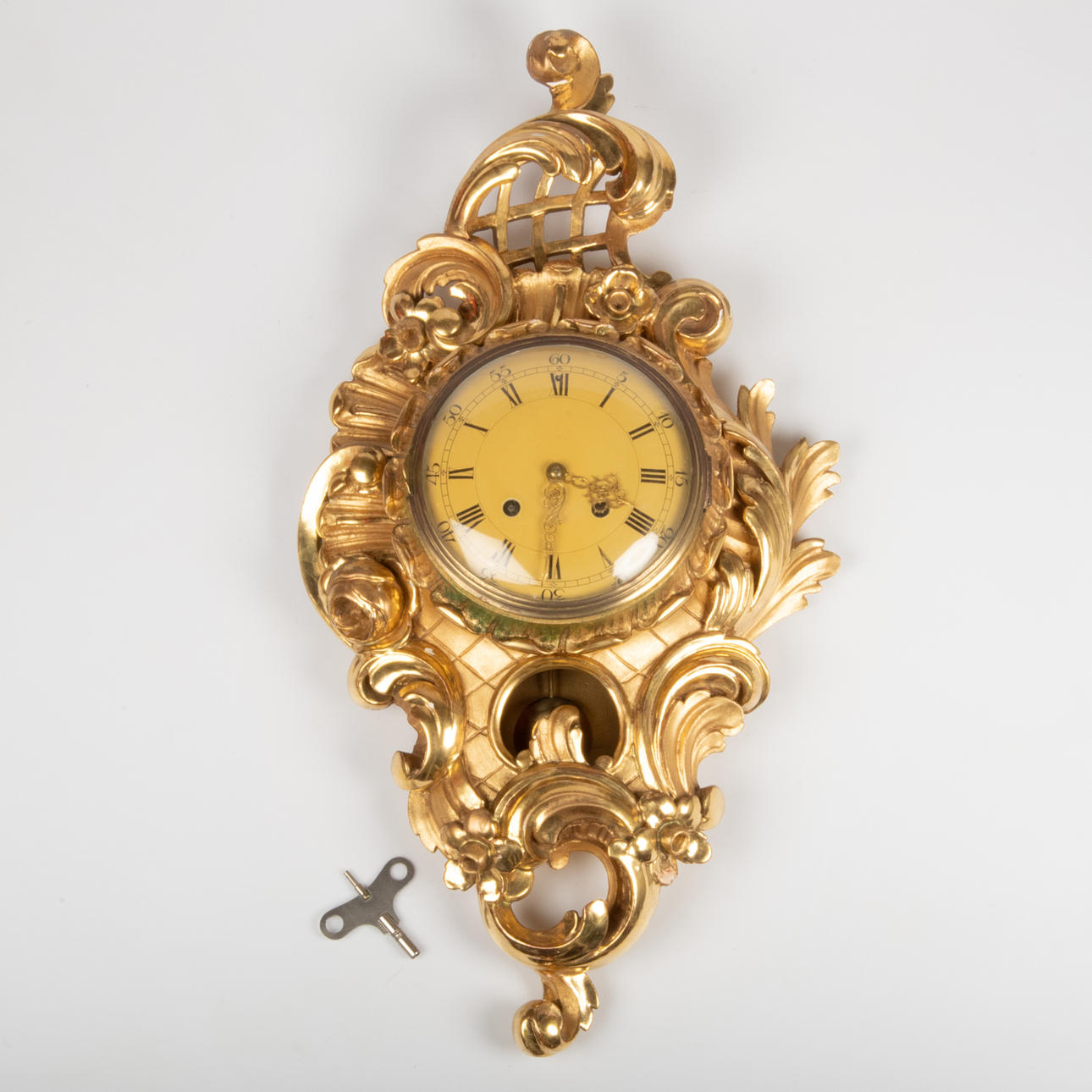 VÄGGPENDYL, förgylld, rokokostil.