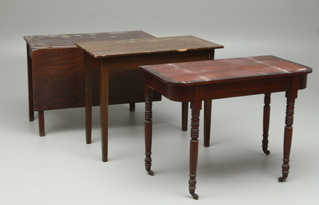 BORD, 3 st, 181900-tal. Ett med klaff.