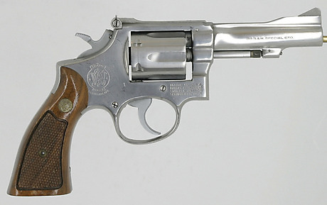 REVOLVER, American, Double Action, made by Smith & Wesson, model 67 ...
