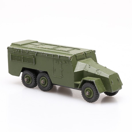 Le Armoured Command Car miniature par Dinky Toys England au 1/43e