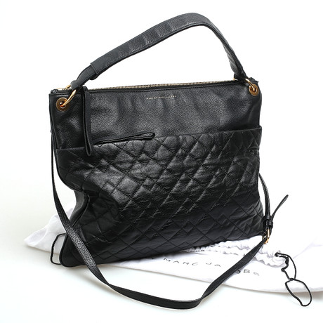 MARC BY MARC JACOBS. Väska, skin, New York. Vintagekläder MARC BY MARC JACOBS. Väska, skin, New York. Vintagekläder