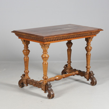 SALONGSBORD, nyrenässansstil, 1900 tal. Möbler Soffor SIDOBORD, nyrenässans stil, 1900 tal. Möbler Bord Auctionet