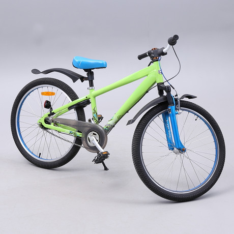 boy cycle