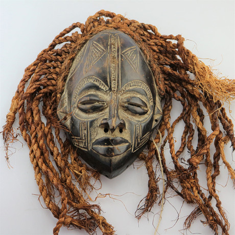 ANTIK AFRIKANSK MASK DAN. Konst - Skulptur - Auctionet