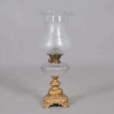 FOTOGENLAMPA, glas och metall, 181900 tal. Belysning FOTOGENLAMPA, glas och metall, 181900 tal. Belysning