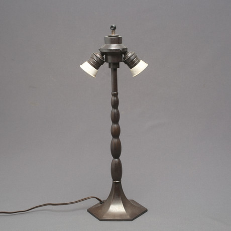 GOLVLAMPA, 1930 tal. Belysning & Lampor Golvlampor Auctionet GOLVLAMPA, 1930 tal. Belysning & Lampor Golvlampor Auctionet