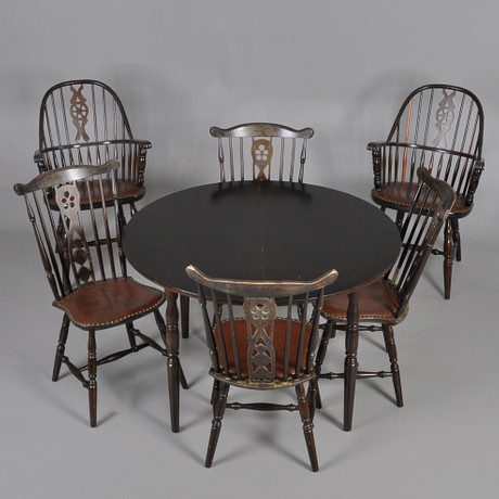 Matsalsmöbler på Laholms Auktionskammare Auctionet Bord på Laholms Auktionskammare Auctionet