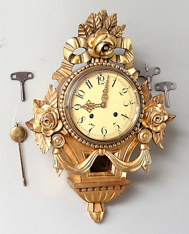 GULDPENDYL 3 Rosor Gustaviansk Stil 1900 tal Klockor Ur vriga 