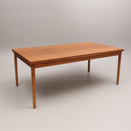 MATBORD, TEAK, med utdragsskivor, 1960 tal. Möbler Bord MATBORD, 196070 tal. Möbler Bord Auctionet
