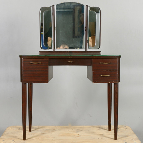 SMINKBORD, 195060 tal. Möbler Bord Auctionet SMINKBORD, 1950 60 tal. Möbler Bord Auctionet