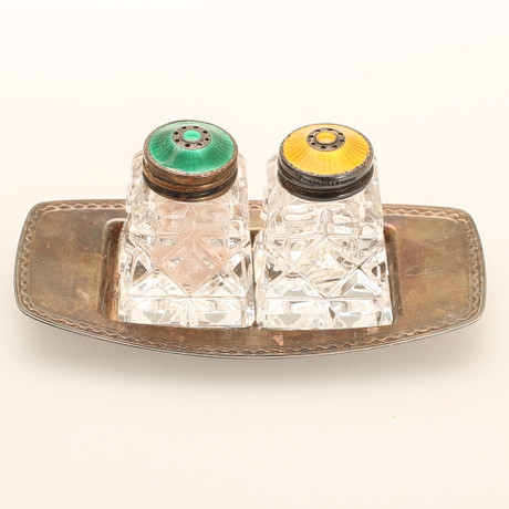 salt-and-pepper-shawers-sterling-silver-enamel-and-crystal-tray